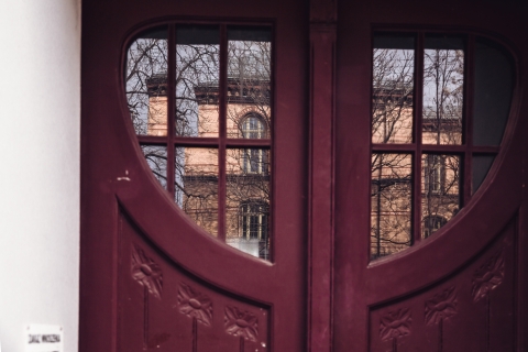 Między szpitalem a więzieniem. Ulica Kraszewskiego [FOTOSPACER] - 0