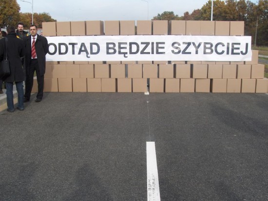 Z mostu milenijnego bez kork&oacute;w?