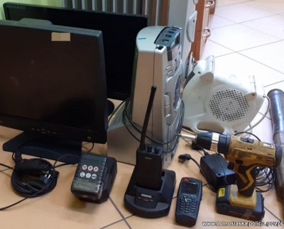 Policjanci zatrzymali włamywaczy; grozi im do 10 lat więzienia