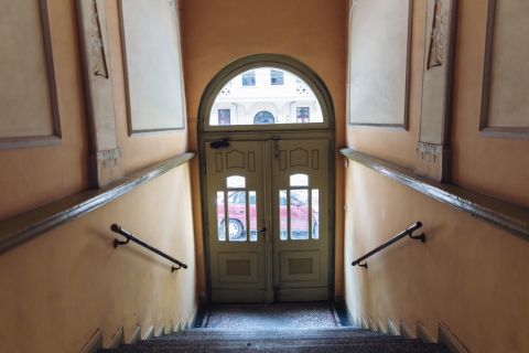 Klatka schodowa ze świetlikiem przy ul. Piastowskiej [FOTOSPACER] - 4