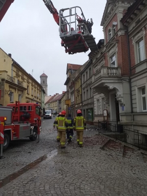 Mieszkańcy Barda organizują pomoc dla pogorzelców. Straty oszacowano na milion zł - 0