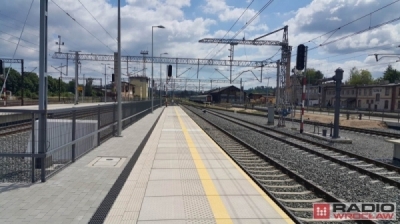 Po wrocławskich torach jeździć będą wagony przystosowane do os&oacute;b z niepełnosprawnościami