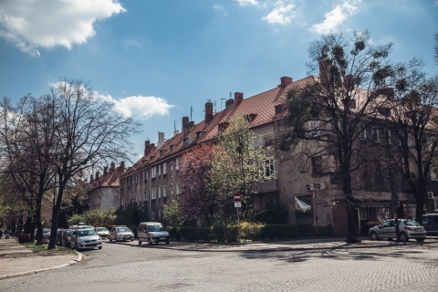 Modernizm lat 30. zatopiony w zieleni. Ulica Ignacego Daszyńskiego [FOTOSPACER] - 1