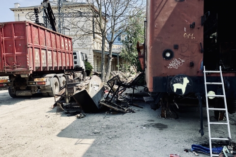 Kultowe wagony z Dworca Świebodzkiego idą na złom [ZDJĘCIA] - 4