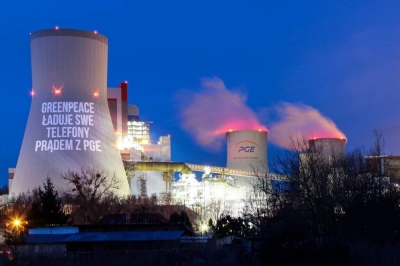 Tur&oacute;w odpowiada ekologom: "Greenpeace ładuje swoje telefony prądem z PGE"