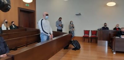 Dożywocie grozi trzem mężczyznom oskarżonym o podpalenie mieszkania