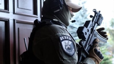 CBŚP zlikwidowało laboratorium metamfetaminy ukryte pod kojcem dla ps&oacute;w