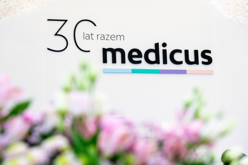 Jubileuszowy prezent na 30. urodziny Medicus Clinic we Wrocławiu [ARTYKUŁ SPONSOROWANY] - fot. mat. prasowe
