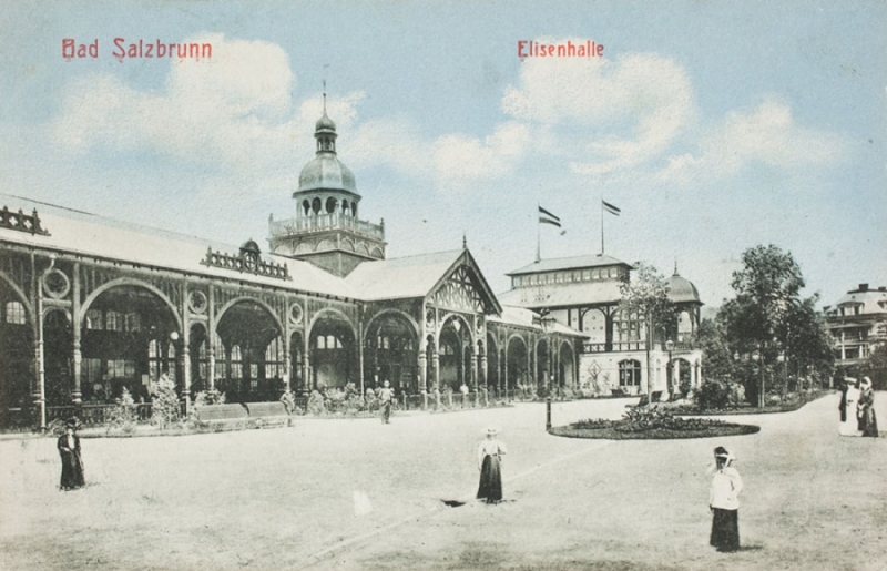 W Muzeum Etnograficznym wystawa poświęcona historii uzdrowisk w Europie - fot. mnwr.pl Szczawno-Zdrój, hala spacerowa i pijalnia, ok 1910