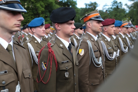 Wielki dzień we Wrocławskiej Akademii Wojsk Lądowych [ZOBACZ] - 15