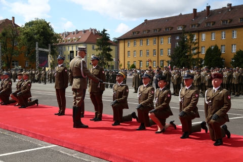 Wielki dzień we Wrocławskiej Akademii Wojsk Lądowych [ZOBACZ] - 23