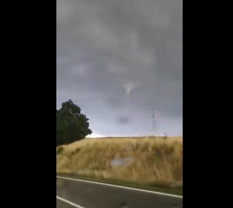 Rzadkie zjawisko na dolnośląskim niebie [ZOBACZ] - fot. Twitter/obserwatorzy.info
