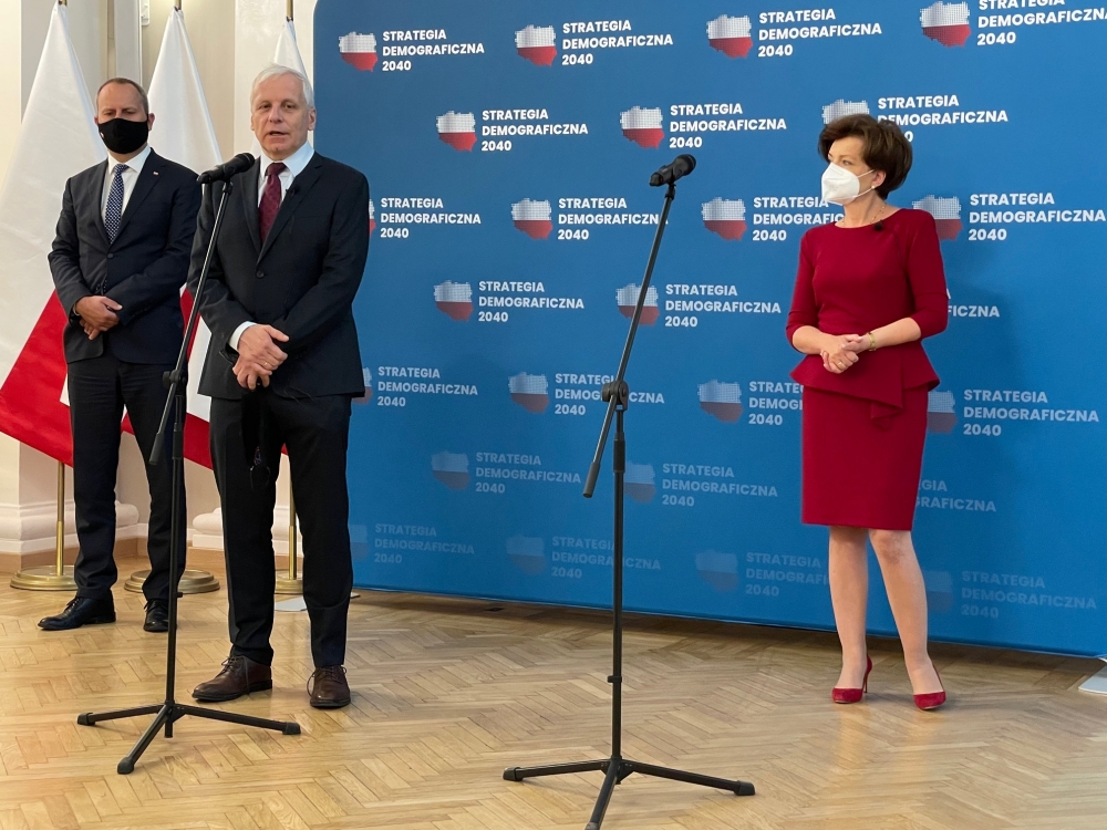 Minister Marlena Maląg spotkała się z dolnośląskimi samorządowcami - fot. DUW