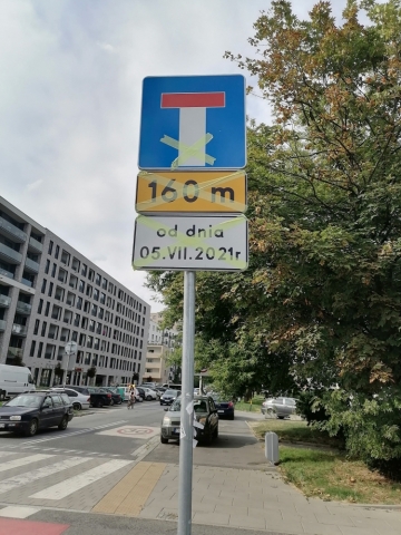 Miało być rondo, są tylko zaklejone znaki. Co z remontem ulicy Pięknej?