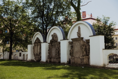 Dawny cmentarz ewangelicki w Jeleniej Górze [FOTOSPACER] - 1