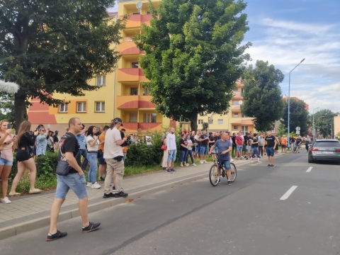 Śmierć młodego mężczyzny w Lubinie. Zamieszki przed komisariatem [AKTUALIZACJA] - 1