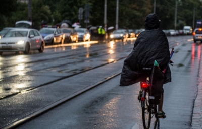 Synoptyk IMGW: w nocy intensywne opady deszczu m.in na Dolnym Śląsku