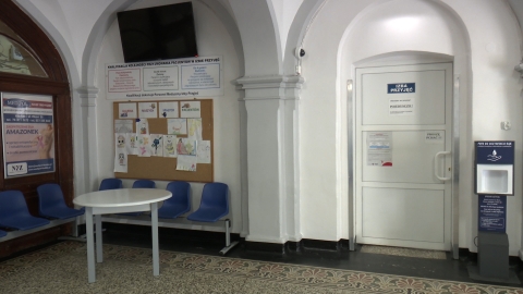 Zamiast czekać, działają sami - szpital w Kłodzku remontuje się za własne oszczędności - 2