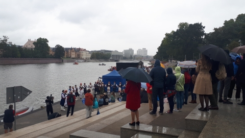 Wrocław: Świętowanie z parasolami. Dzień Odry... pod znakiem deszczu - 0