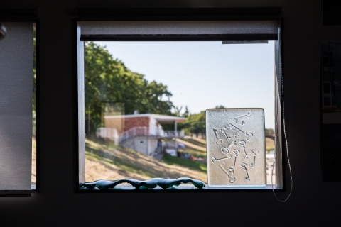 Kształtują nie tylko szkło. Historia pracowni Urbanowiczów [FOTOREPORTAŻ] - 0