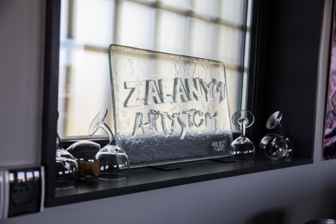 Kształtują nie tylko szkło. Historia pracowni Urbanowiczów [FOTOREPORTAŻ] - 6