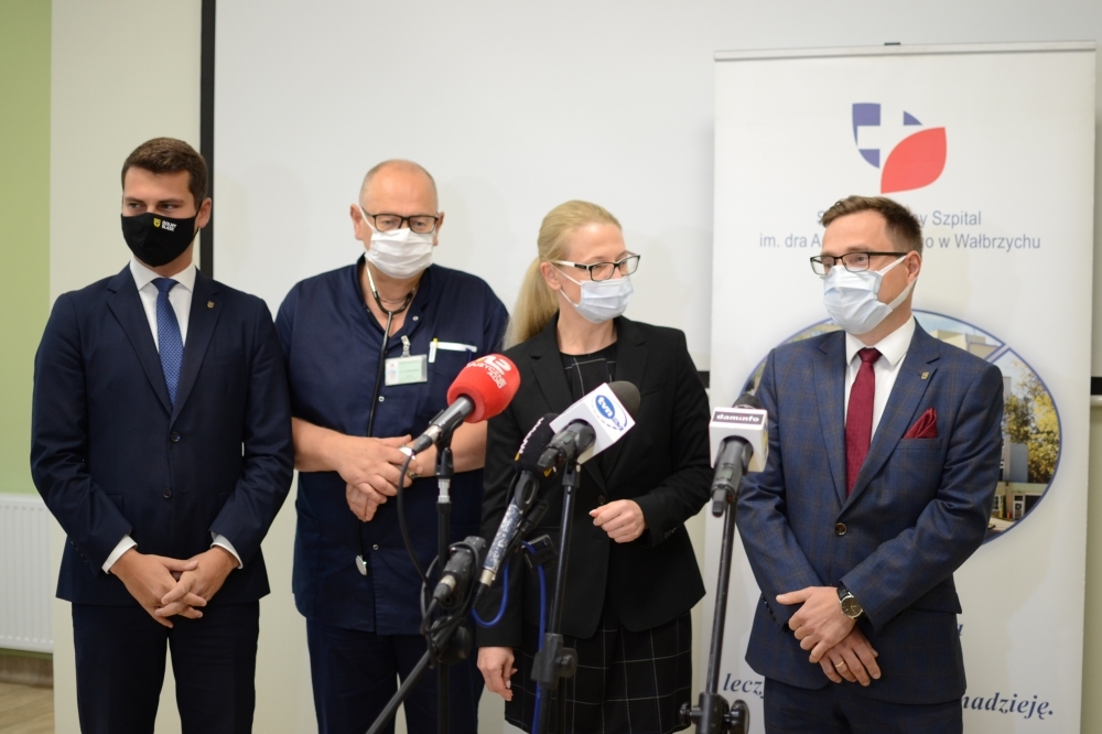 Blisko 1,7 miliona złotych na wsparcie wałbrzyskiego szpitala - fot. mat. prasowe