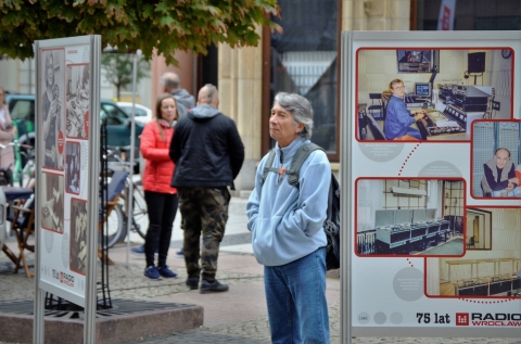 75 lat Radia Wrocław: 75 lat na kilkunastu panelach - 4