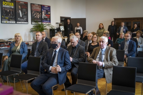 75 lat Radia Wrocław: 18 pracowników Radia Wrocław z odznaczeniami państwowymi - 76