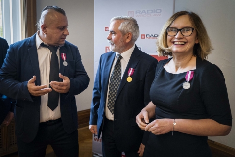 75 lat Radia Wrocław: 18 pracowników Radia Wrocław z odznaczeniami państwowymi - 13