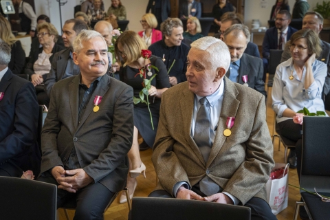 75 lat Radia Wrocław: 18 pracowników Radia Wrocław z odznaczeniami państwowymi - 149
