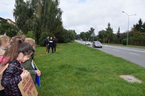 W Lubinie kierowców do kontroli drogowej zatrzymywały... dzieci - 0