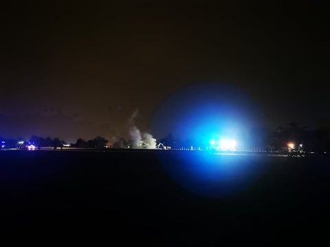 A4 zablokowana do Zgorzelca. Spłonęły dwie ciężarówki, jedna z dezodorantami  - 3