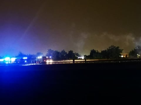 A4 zablokowana do Zgorzelca. Spłonęły dwie ciężarówki, jedna z dezodorantami  - 6