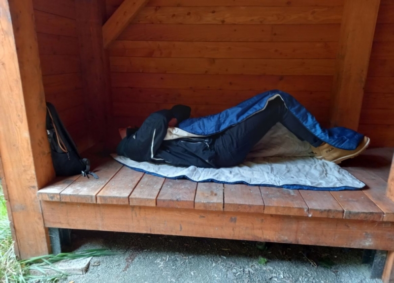 Sukces nadleśnictwa Jugów. Coraz więcej osób chce spać w lesie - fot. Barbara Szeligowska