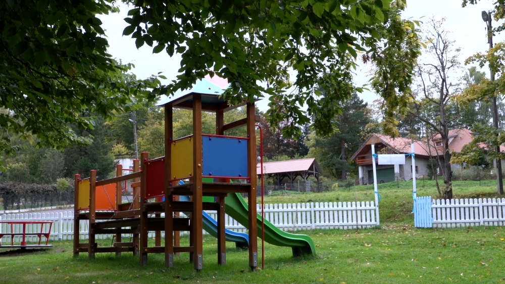 Michałowice: Mieszkańcy stworzyli plac zabaw - fot. Gabriela Stefanowicz