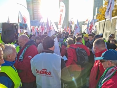 Związkowcy z Dolnego Śląska protestują w Luksemburgu
