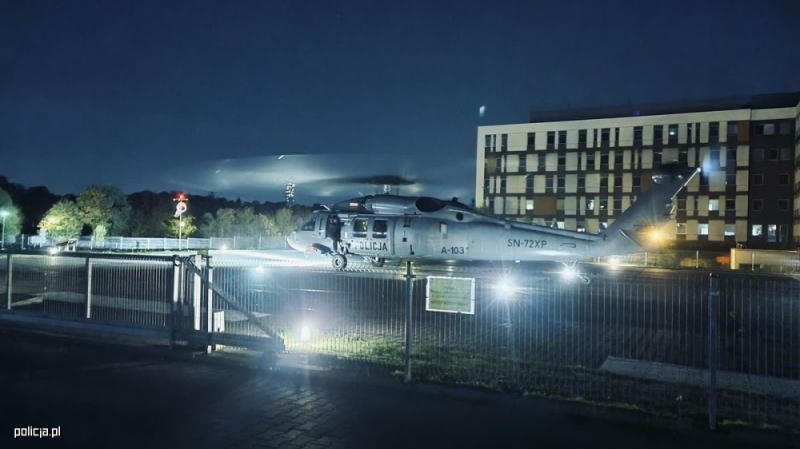 Policyjny Black Hawk przetransportował serce dla pacjenta czekającego na przeszczep - fot. mat. prasowe