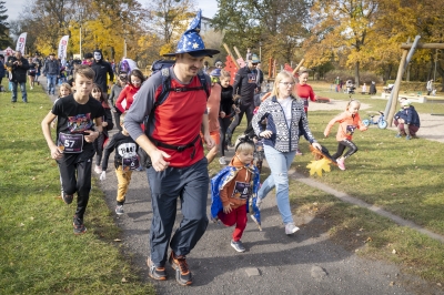 Bieg Halloween Radia Wrocław. Sportowa rywalizacja z przymrużeniem oka [ZDJĘCIA] - 5