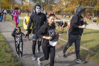 Bieg Halloween Radia Wrocław. Sportowa rywalizacja z przymrużeniem oka [ZDJĘCIA] - 6