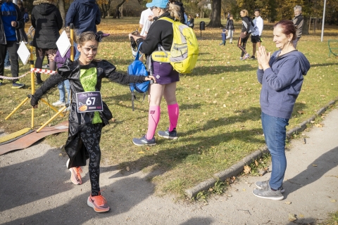 Bieg Halloween Radia Wrocław. Sportowa rywalizacja z przymrużeniem oka [ZDJĘCIA] - 82