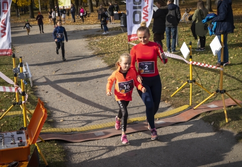 Bieg Halloween Radia Wrocław. Sportowa rywalizacja z przymrużeniem oka [ZDJĘCIA] - 88