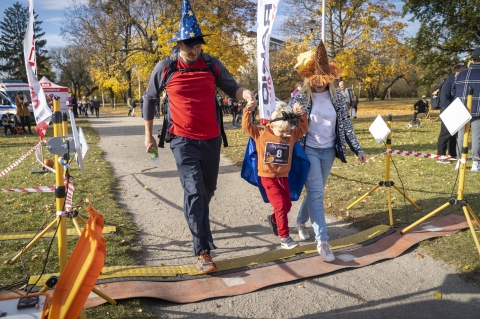 Bieg Halloween Radia Wrocław. Sportowa rywalizacja z przymrużeniem oka [ZDJĘCIA] - 99