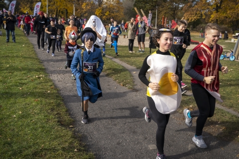 Bieg Halloween Radia Wrocław. Sportowa rywalizacja z przymrużeniem oka [ZDJĘCIA] - 25