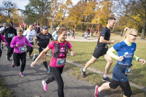 Bieg Halloween Radia Wrocław. Sportowa rywalizacja z przymrużeniem oka [ZDJĘCIA] - 36
