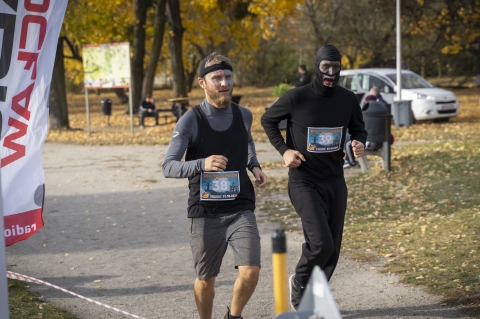 Bieg Halloween Radia Wrocław. Sportowa rywalizacja z przymrużeniem oka [ZDJĘCIA] - 42