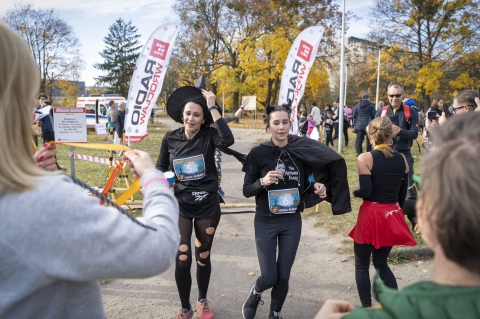 Bieg Halloween Radia Wrocław. Sportowa rywalizacja z przymrużeniem oka [ZDJĘCIA] - 60