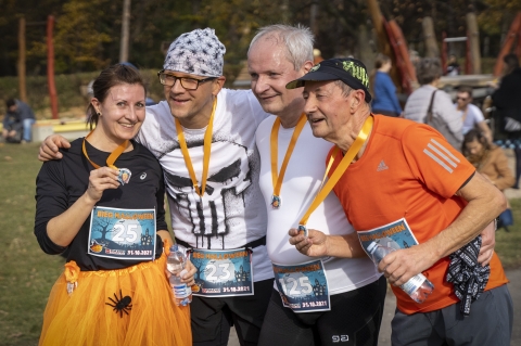 Bieg Halloween Radia Wrocław. Sportowa rywalizacja z przymrużeniem oka [ZDJĘCIA] - 62