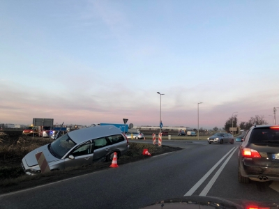 Wypadek na łącznicy A4 w Pietrzykowicach