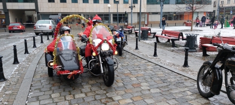 Motomikołaje wsiadają na motocykle i jadą do dzieci [ZDJĘCIA] - 2
