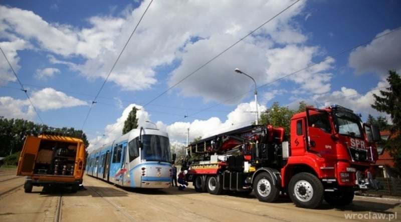 MPK Wrocław sprzedaje dźwig. Okazał się za duży  - fot. Wrocław
